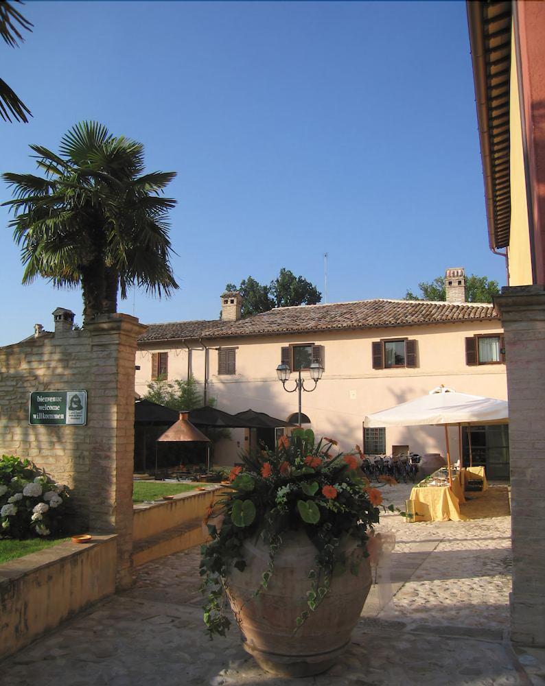 Hotel Casa Mancia Foligno Zewnętrze zdjęcie